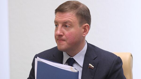 Заместитель председателя Совета Федерации РФ Андрей Турчак Заместитель председателя Совета Федерации РФ Андрей Турчак