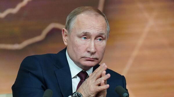 Президент РФ Владимир Путин на большой ежегодной пресс-конференции Президент РФ Владимир Путин на большой ежегодной пресс-конференции