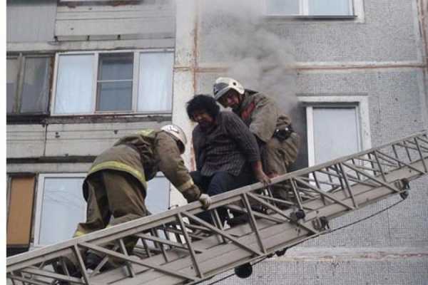 Фото эвакуации людей при пожаре